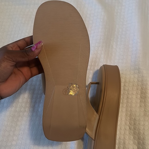 Beige Pu Toe Thong Flatform Mules - Picture 5 of 7